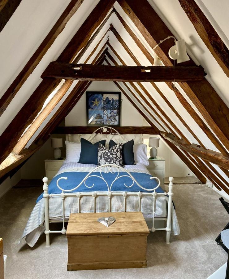 Chestnut Tree Cottage, 7 High Street Ardingly Dış mekan fotoğraf