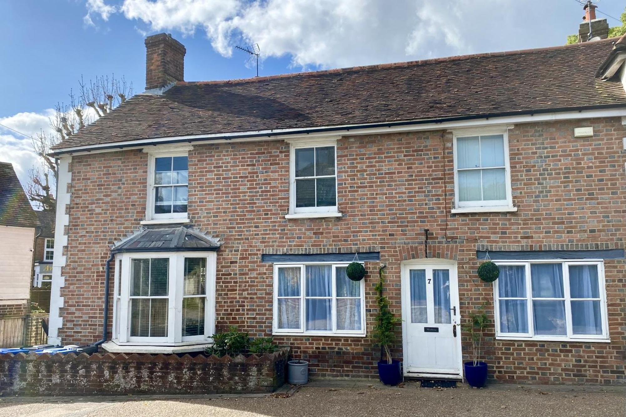 Chestnut Tree Cottage, 7 High Street Ardingly Dış mekan fotoğraf