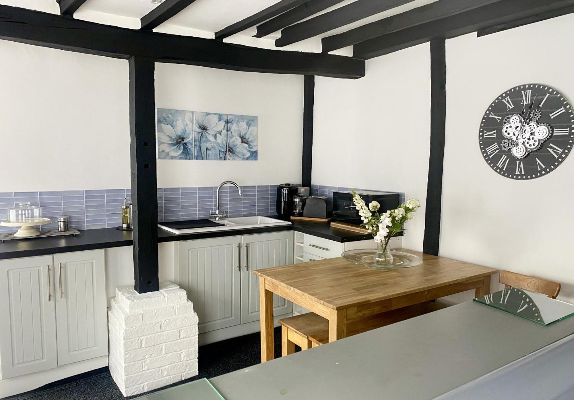 Chestnut Tree Cottage, 7 High Street Ardingly Oda fotoğraf